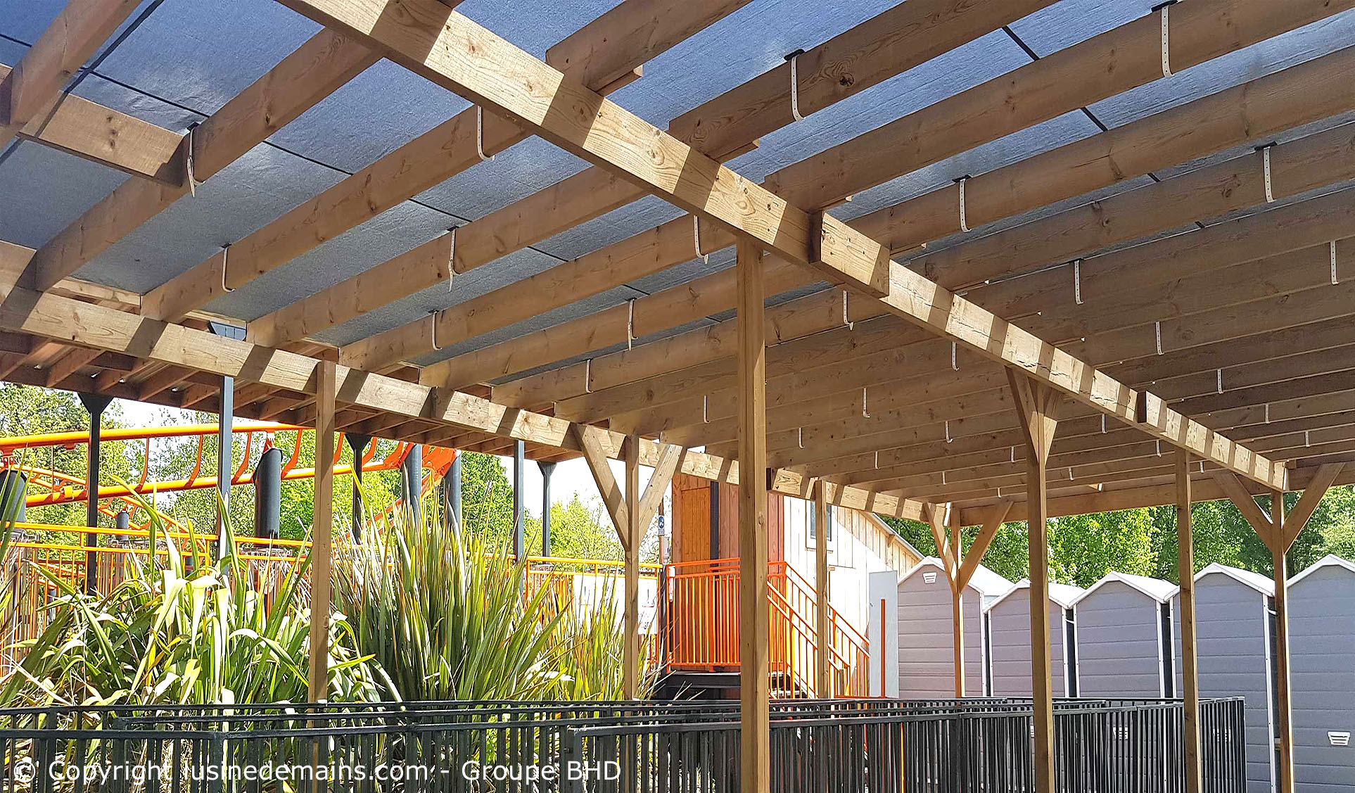 bâche imperméable pour pergola